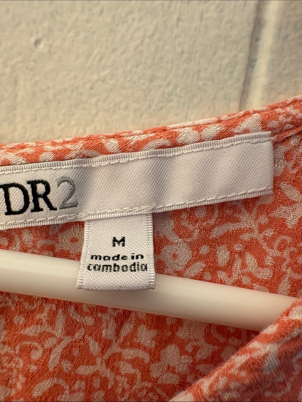 DR2 Coral Floral & Bird Short Sleeve Blouse - Picture 2 of 6